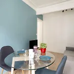 Charming Apartment For 2 In The Heart Of Paris - Welkeys